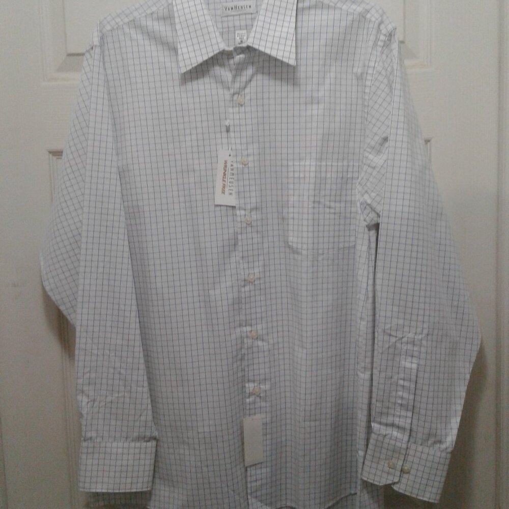 Van Heusen Reg Fit White/Blue Long Sleeve Dress Shirt